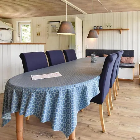 Vakantiehuis Four-bedroom Holiday In Assens