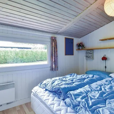 Four-bedroom Holiday In Vakantiehuis